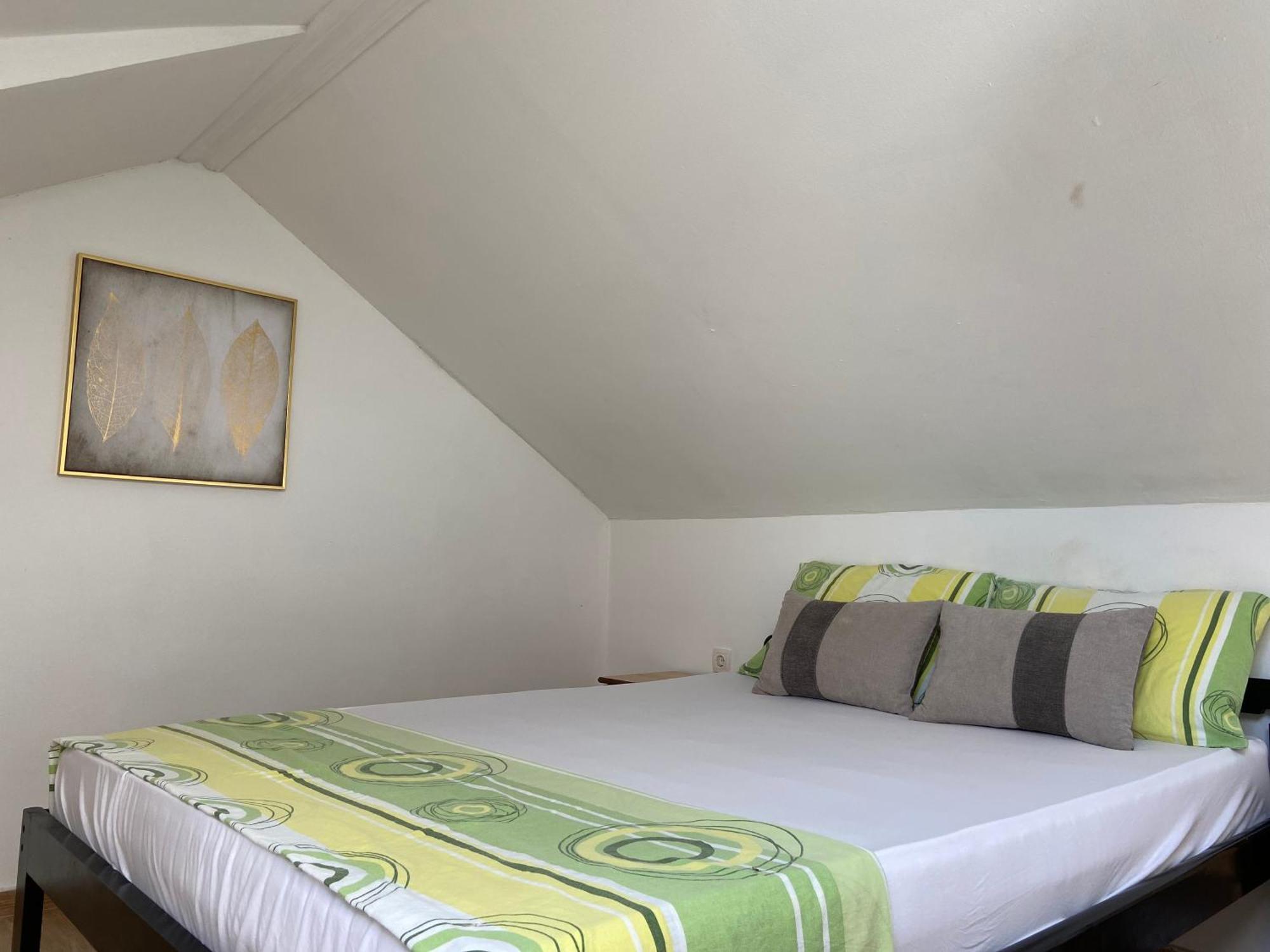 Banicevic Apartmani Ðenovići Zimmer foto